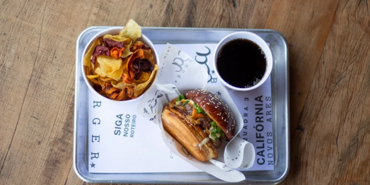 Páprica Burger traduz a essência de Kyoto em criação autoral com Wagyu e influências japonesas