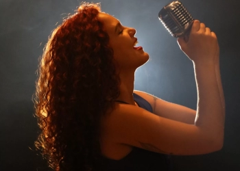 Bossa Casapark aposta em música ao vivo e atmosfera intimista para embalar abril em Brasília