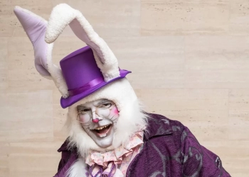 Brasília Shopping transforma a Páscoa em experiência lúdica com caça aos ovos e cortejo temático