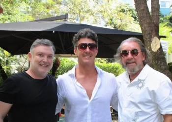 Fuego, Alma & Vino celebra cinco anos com encontro elegante e casa cheia na capital