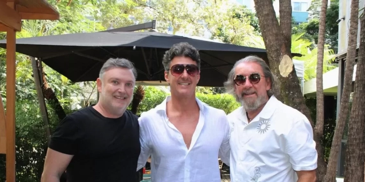 Fuego, Alma & Vino celebra cinco anos com encontro elegante e casa cheia na capital
