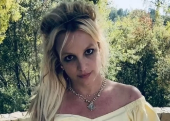 Britney Spears busca reabilitação e reacende debate sobre saúde mental e pressão na indústria