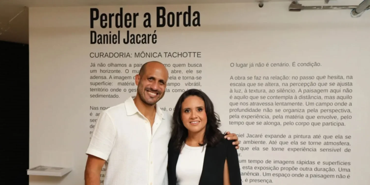 Daniel Jacaré estreia exposição “Perder a Borda” em noite marcada por arte, encontros e atmosfera sensorial