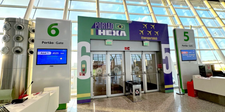 Aeroporto de Brasília embarca na torcida e inaugura o “Portão do Hexa” durante o torneio