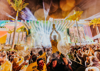 Rogerinho, Fica Comigo, Arraiá dos Rosa e Banda Eva animam segundo fim de semana do Na Praia Festival