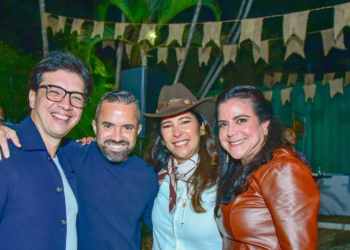 Veloso de Melo marca 15 anos de excelência com celebração que reuniu clientes e parceiros