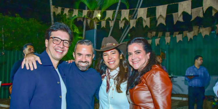 Veloso de Melo marca 15 anos de excelência com celebração que reuniu clientes e parceiros