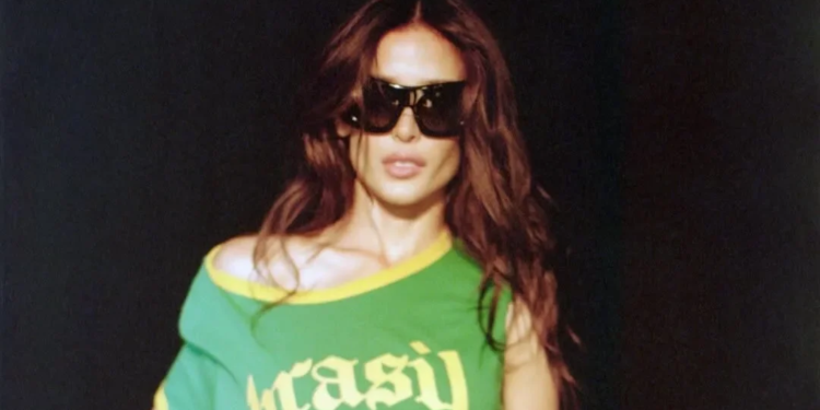 Verde, amarelo e muito estilo: os looks das famosas para torcer pelo Brasil