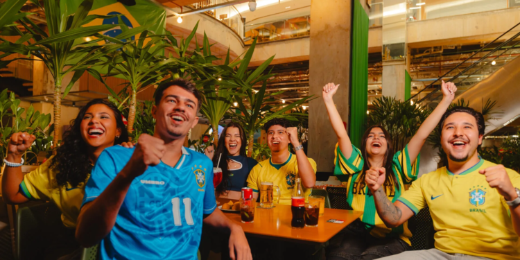 Futebol, gastronomia e experiências: Mané Mercado cria programação especial para viver o Mundial de Seleções