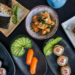 Kinjo Brasília lança menu executivo inspirado na culinária Nikkei para o almoço
