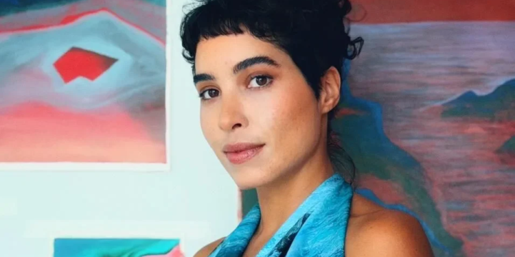 A artista visual Isadora Maia, de Brasília, inaugura exposição Entreato – A pausa entre dois batimentos cardíacos