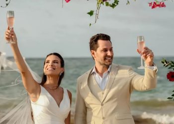 Dez anos depois: Elieser Ambrósio renova votos com Kamilla Salgado usando alfaiataria Maxime Noivos e Black Tie em Punta Cana