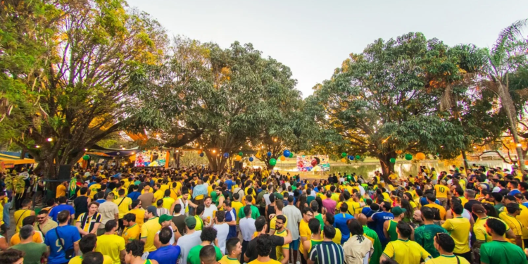 Depois da eliminação, a festa continua: Parque da Cidade recebe o bloco “Finge Que Ganhou” no Copa Em Casa