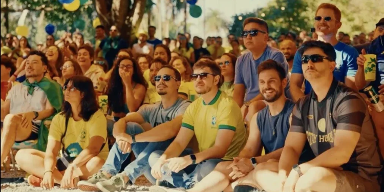 Festival Em Casa reúne mais de 10 mil pessoas e consolida nova forma de viver os jogos do Brasil em Brasília
