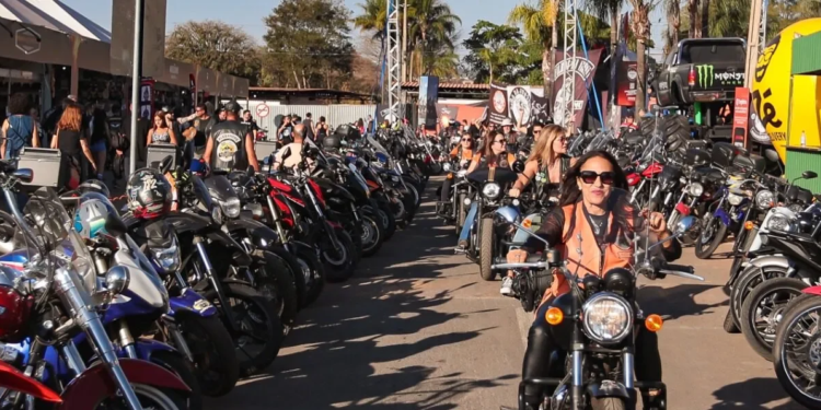 Capital Moto Week amplia ações de protagonismo feminino, empreendedorismo e combate à violência de gênero