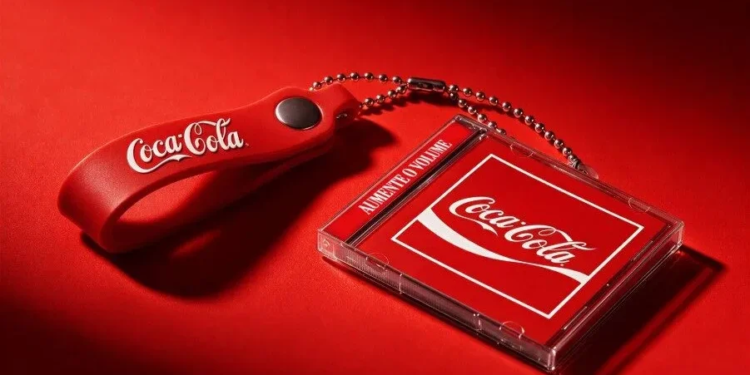 Coca-Cola leva MiniCD ao Rock in Rio e transforma nostalgia em experiência musical
