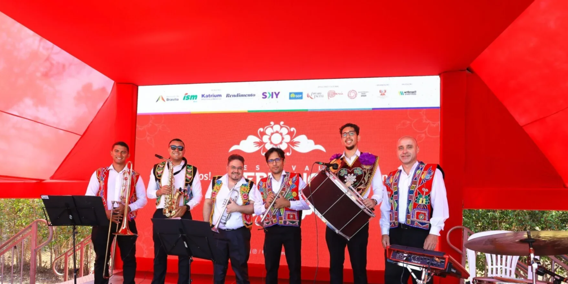 Festival Peruano celebra 10 anos com gastronomia, cultura e tradições andinas na Embaixada do Peru em Brasília