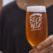 Beer Week completa 10 anos com cervejas artesanais, gastronomia e música ao vivo no Terraço Shopping
