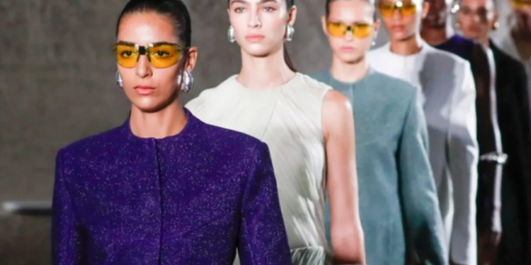 NYFW verão 2027: os desfiles, estreias e retornos que prometem movimentar Nova York