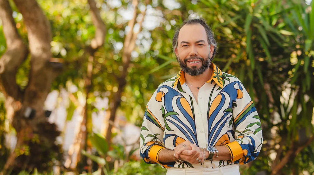 Gustavo Roccha celebra novo ciclo com brunch, música e espumantes na Lilie Pâtisserie & Boulangerie