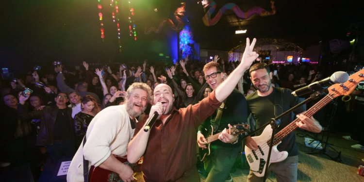 O Baile do Hidden reúne Tiago Abravanel, Cavanha e convidados em noite especial em Brasília