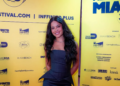 Bella Campos leva estreia no cinema a Miami e aposta em look exclusivo da Mondepars
