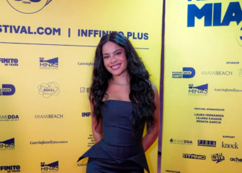 Bella Campos leva estreia no cinema a Miami e aposta em look exclusivo da Mondepars