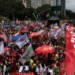 Atos pró-Lula e em defesa da democracia reúnem manifestantes em Brasília e no Rio