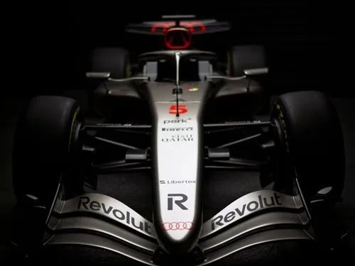 Partage Lago Sul traz experiência da Fórmula 1 a Brasília com showcar da Audi e simulador