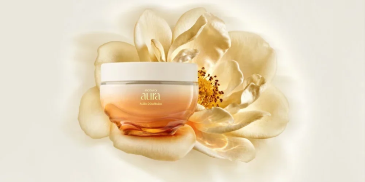 Natura ilumina a perfumaria com nova interpretação de Aura Alba