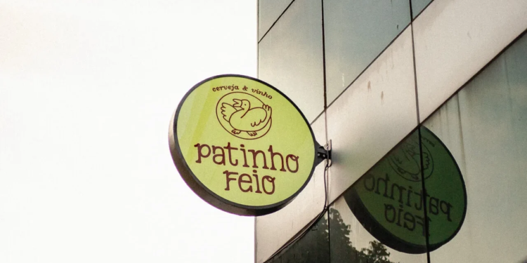 Domingo de família: Patinho Feio prepara Dia das Crianças com diversão à mesa