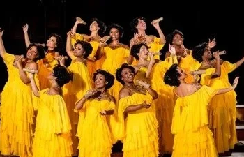 Alcione ganha homenagem nos palcos de Brasília com nova temporada de “Marrom, o Musical