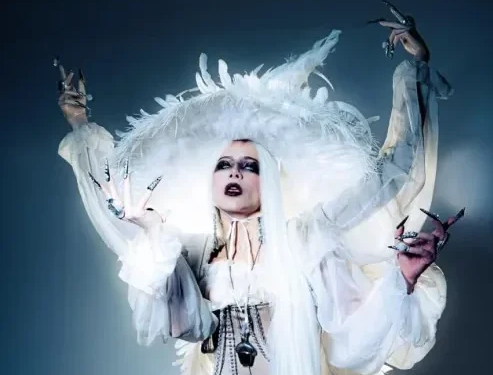 Lendas brasileiras inspiram fantasias no Baile de Halloween da Sephora