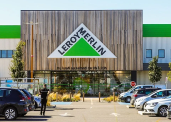 Leroy Merlin reúne Paulo Biacchi e Joana Lira para conversa sobre design e brasilidade em Brasília